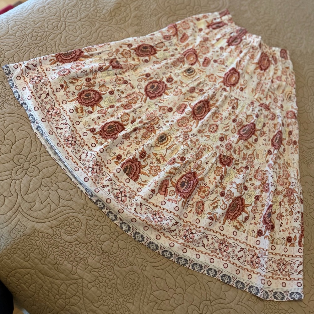 Merokeety Cream Pink Flowing Boho Cottage Tiered Floral Prairie Skirt, Size S - Picture 3 of 11